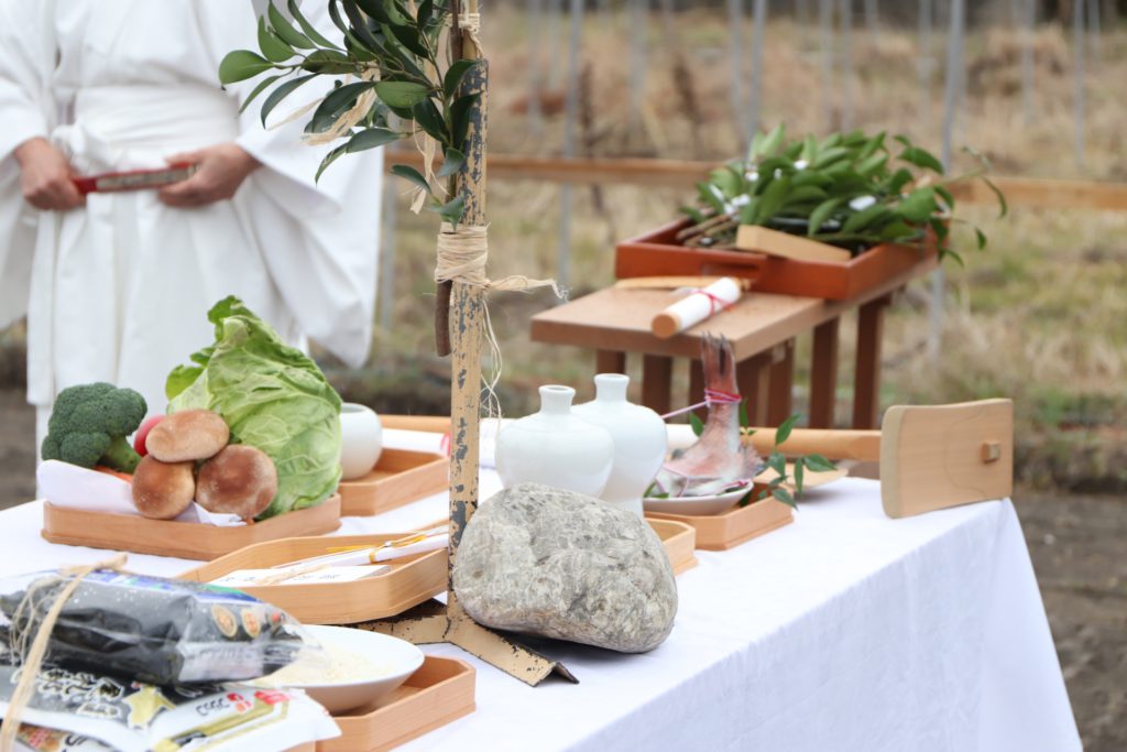 今さら聞けない…！土地が決まってからの、「地鎮祭」の流れ。